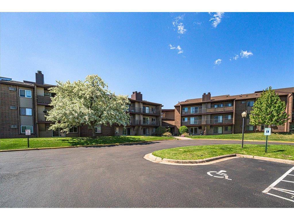 3440 Golfview Drive #315 Eagan MN 55123 7076015 image37