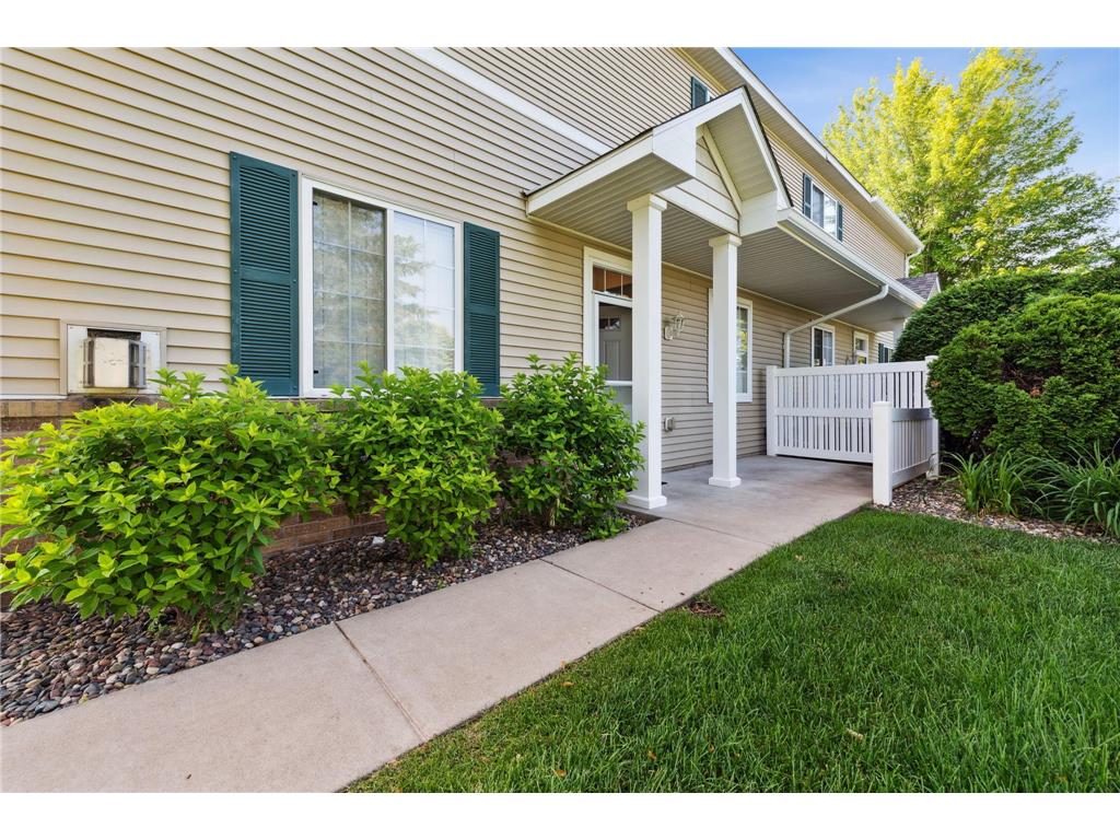 3442 Cherry Lane #D Woodbury MN 55129 6390671 image1