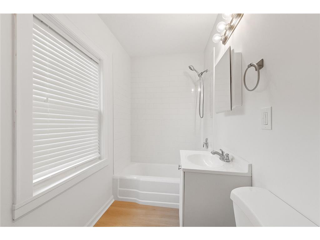 3444 Cedar Avenue S Minneapolis MN 55407 7001084 image16