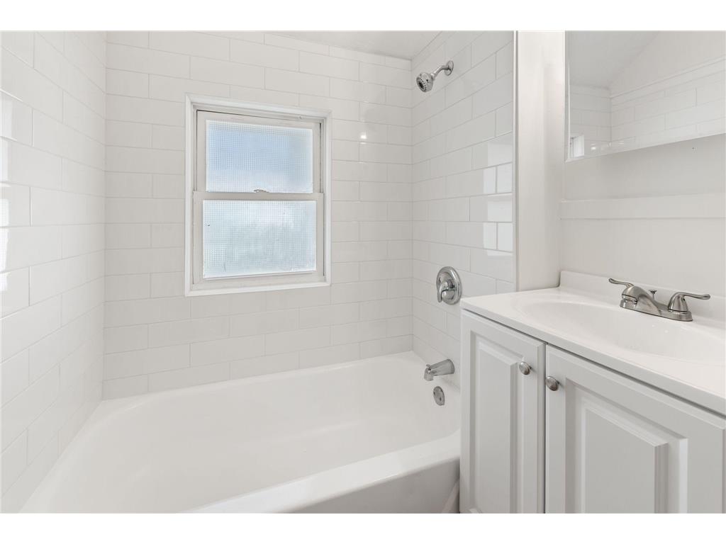 3444 Cedar Avenue S Minneapolis MN 55407 7001084 image4