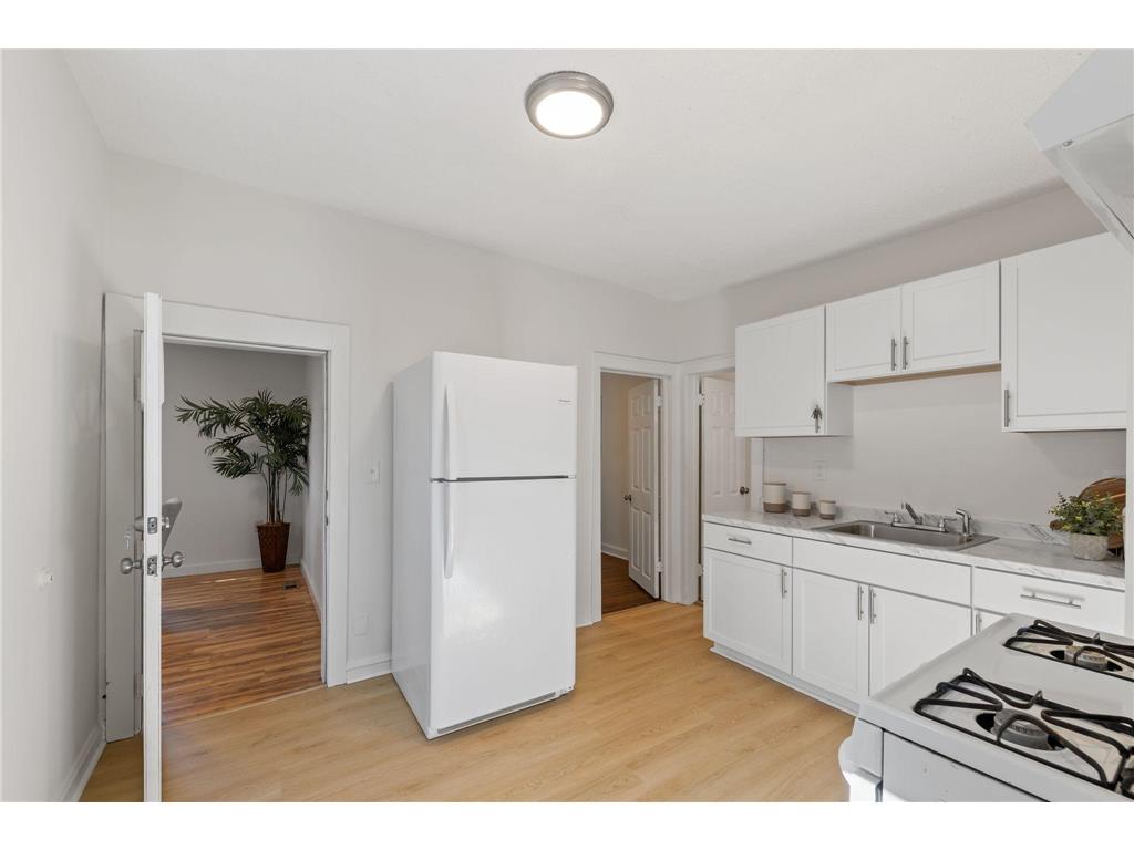 3444 Cedar Avenue S Minneapolis MN 55407 7001084 image5