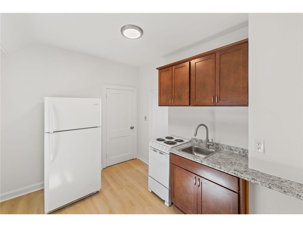 3444 Cedar Avenue S Minneapolis MN 55407 7001084 image8