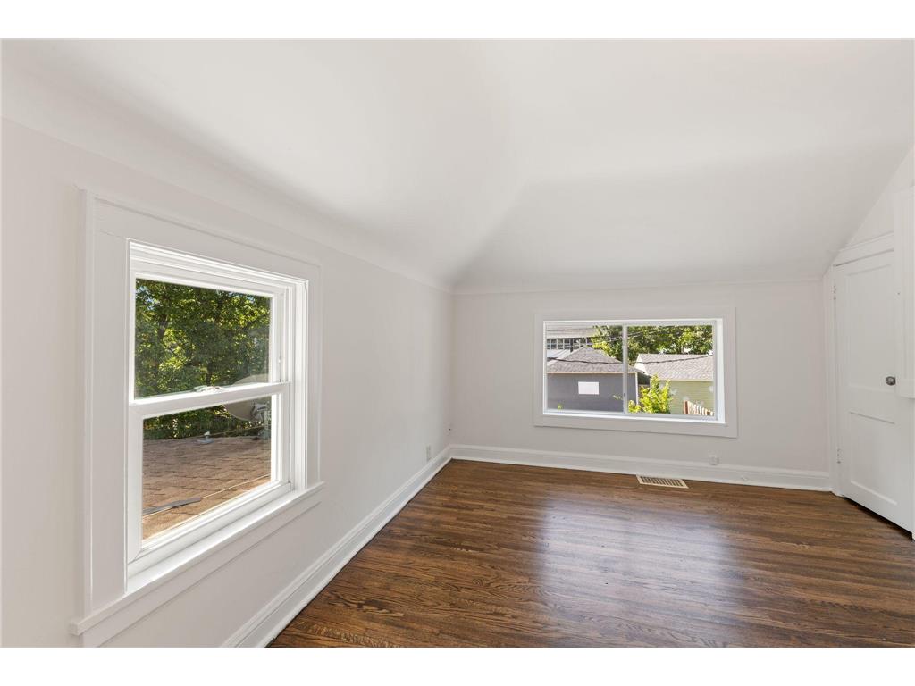 3444 Cedar Avenue S Minneapolis MN 55407 7001084 image9