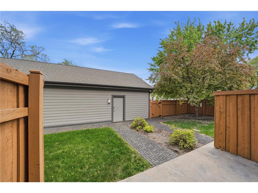 3445 1st Avenue S Minneapolis MN 55408 7067710 image35