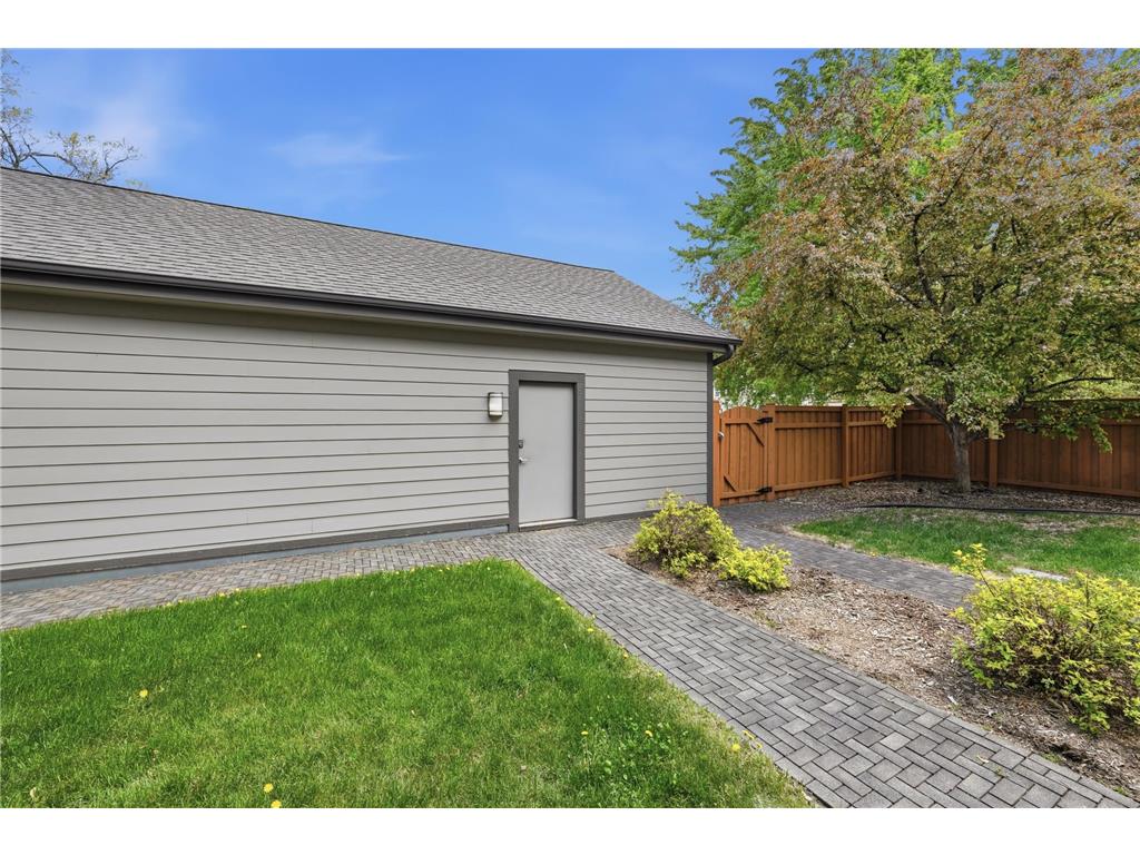3445 1st Avenue S Minneapolis MN 55408 7067710 image36
