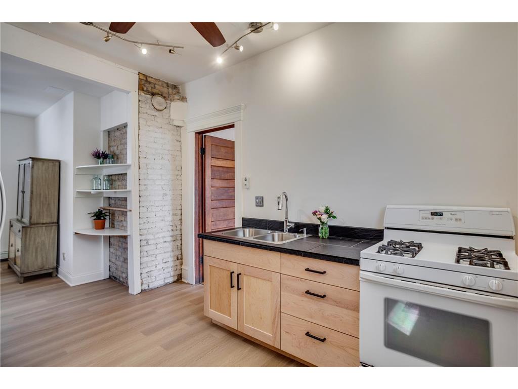 3446 Columbus Avenue Minneapolis MN 55407 7051832 image14