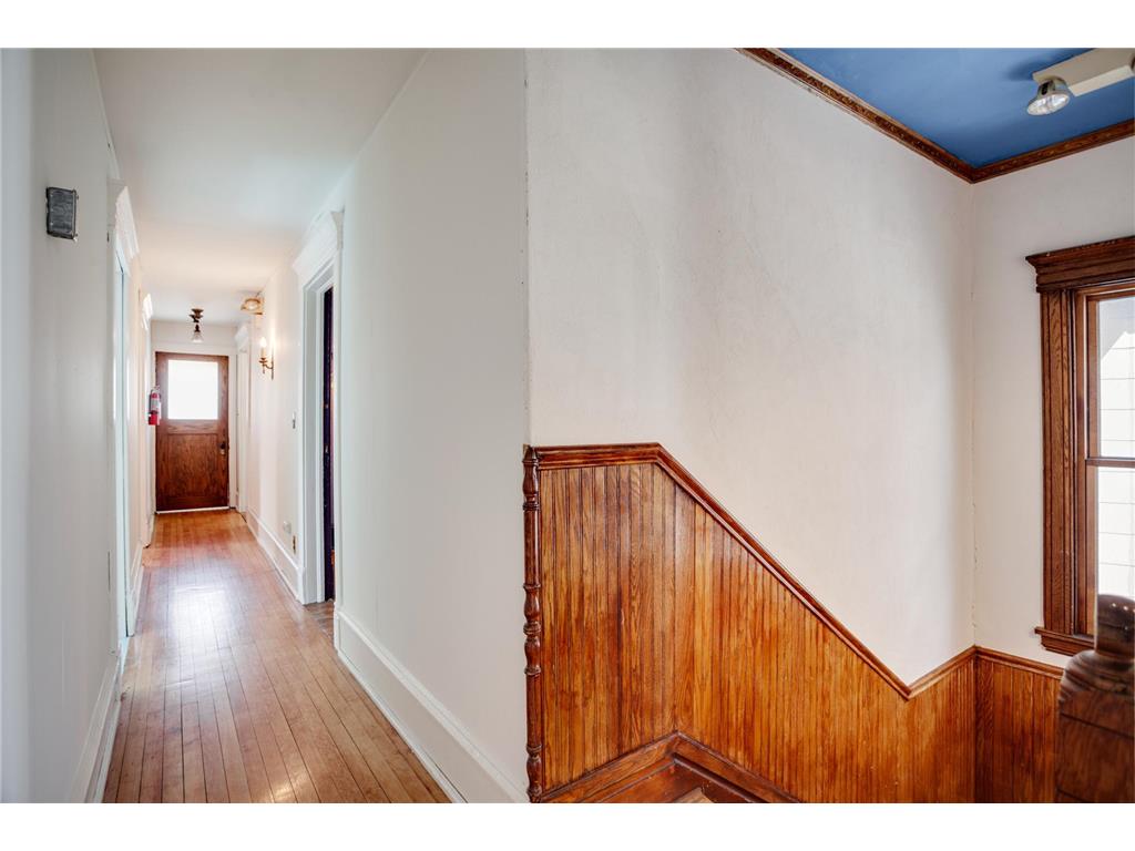 3446 Columbus Avenue Minneapolis MN 55407 7051832 image28