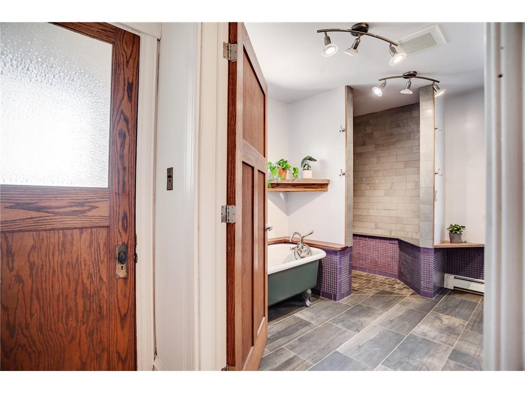 3446 Columbus Avenue Minneapolis MN 55407 7051832 image41
