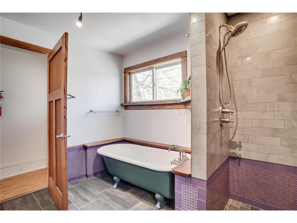 3446 Columbus Avenue Minneapolis MN 55407 7051832 image44
