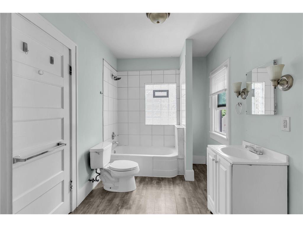 3446 Dupont Avenue N Minneapolis MN 55412 7079780 image10