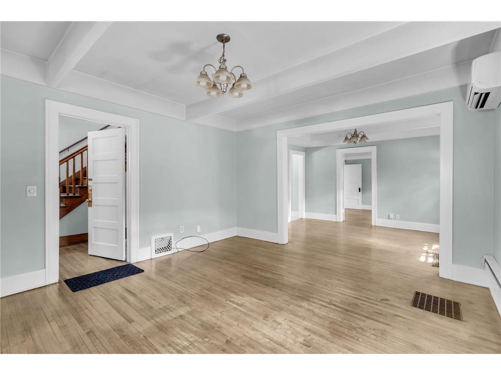3446 Dupont Avenue N Minneapolis MN 55412 7079780 image4