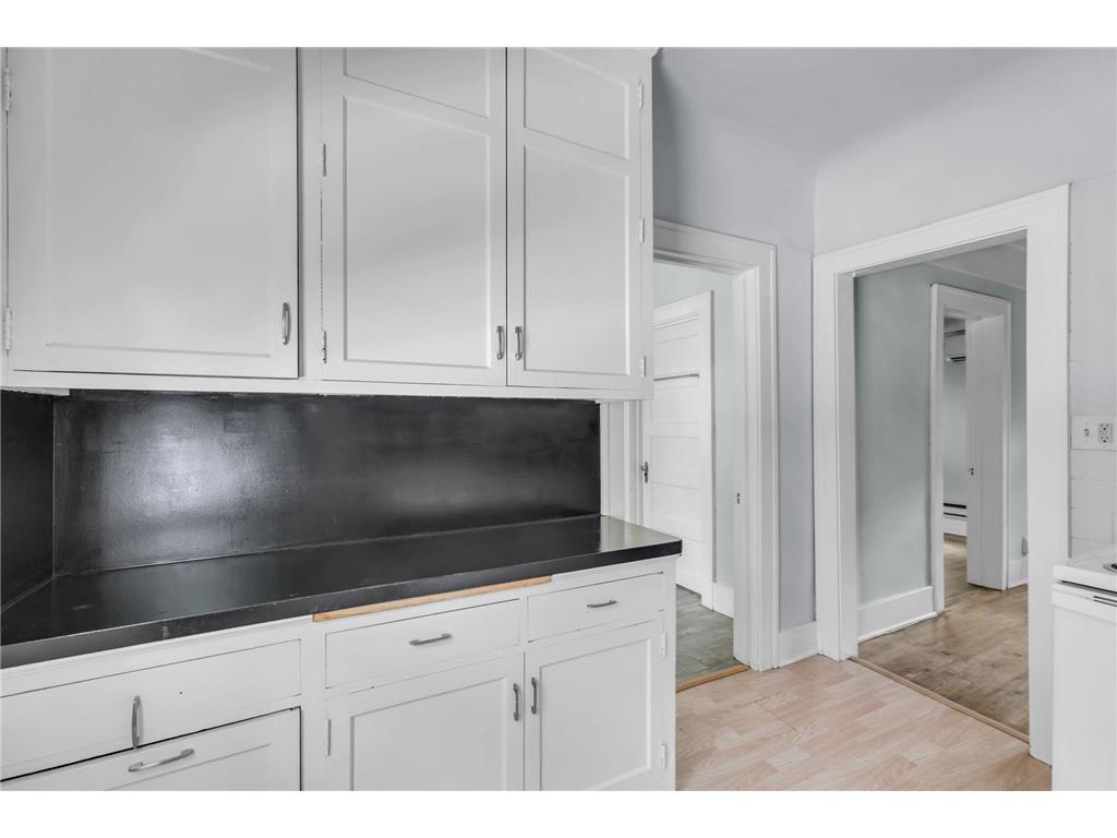 3446 Dupont Avenue N Minneapolis MN 55412 7079780 image9