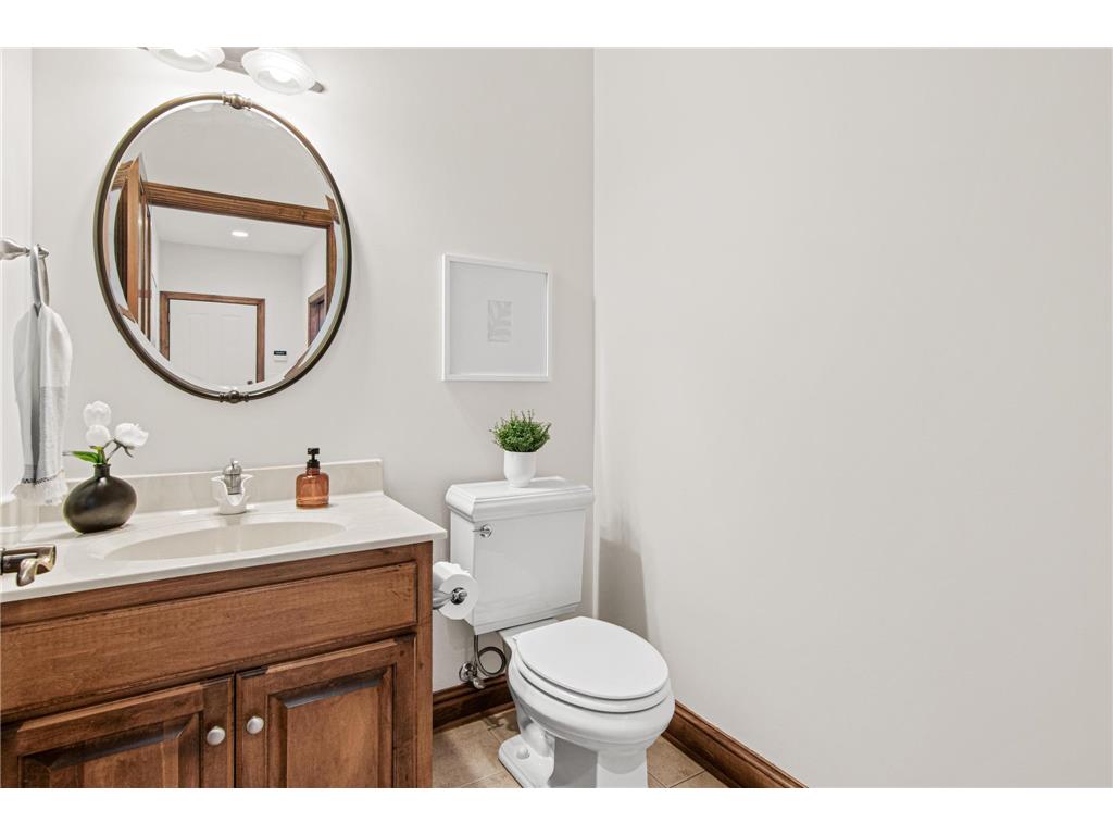 3447 Siems Court Arden Hills MN 55112 - Johanna 7076446 image12