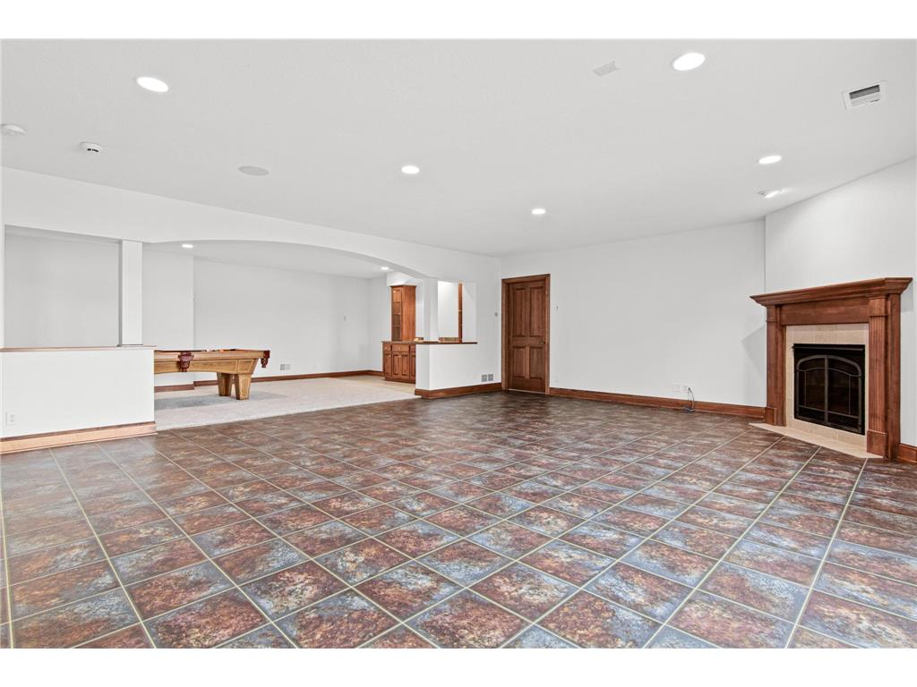 3447 Siems Court Arden Hills MN 55112 - Johanna 7076446 image13
