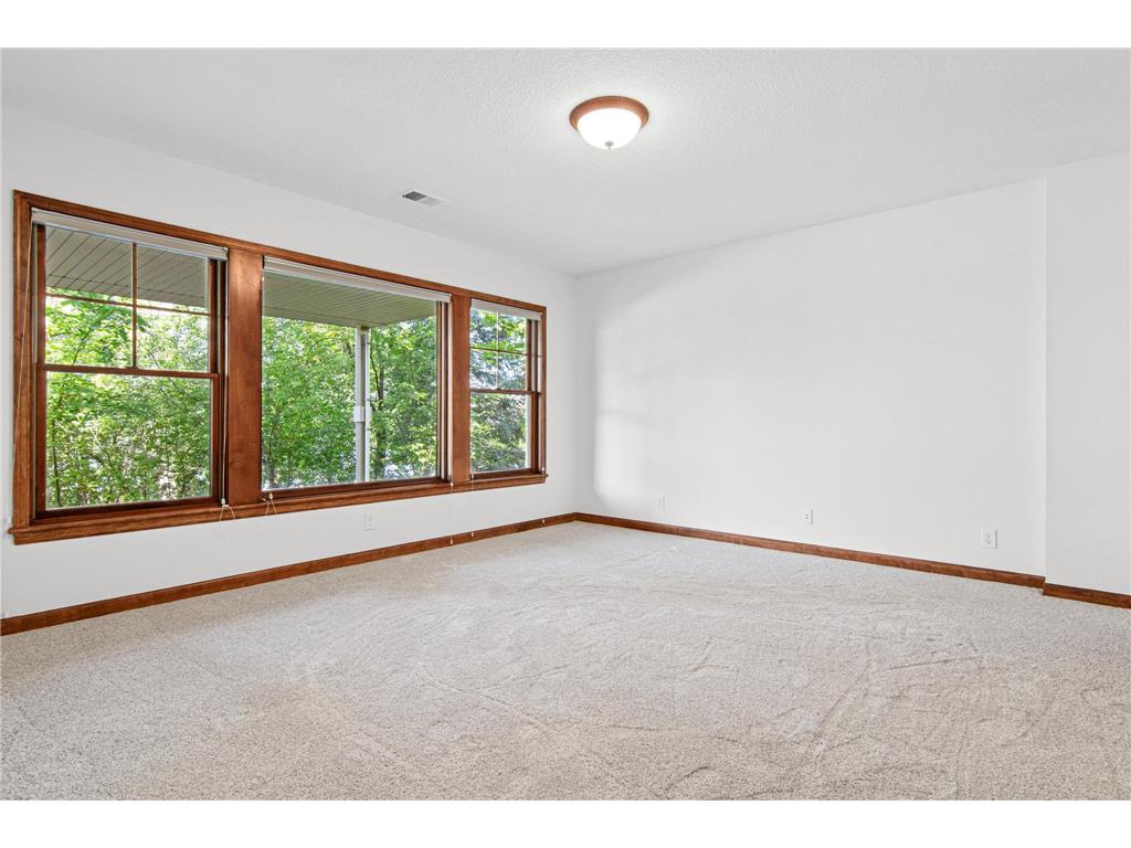 3447 Siems Court Arden Hills MN 55112 - Johanna 7076446 image15