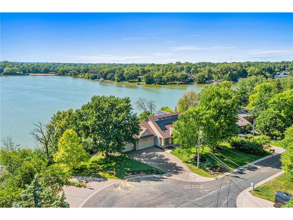 3447 Siems Court Arden Hills MN 55112 - Johanna 7076446 image19