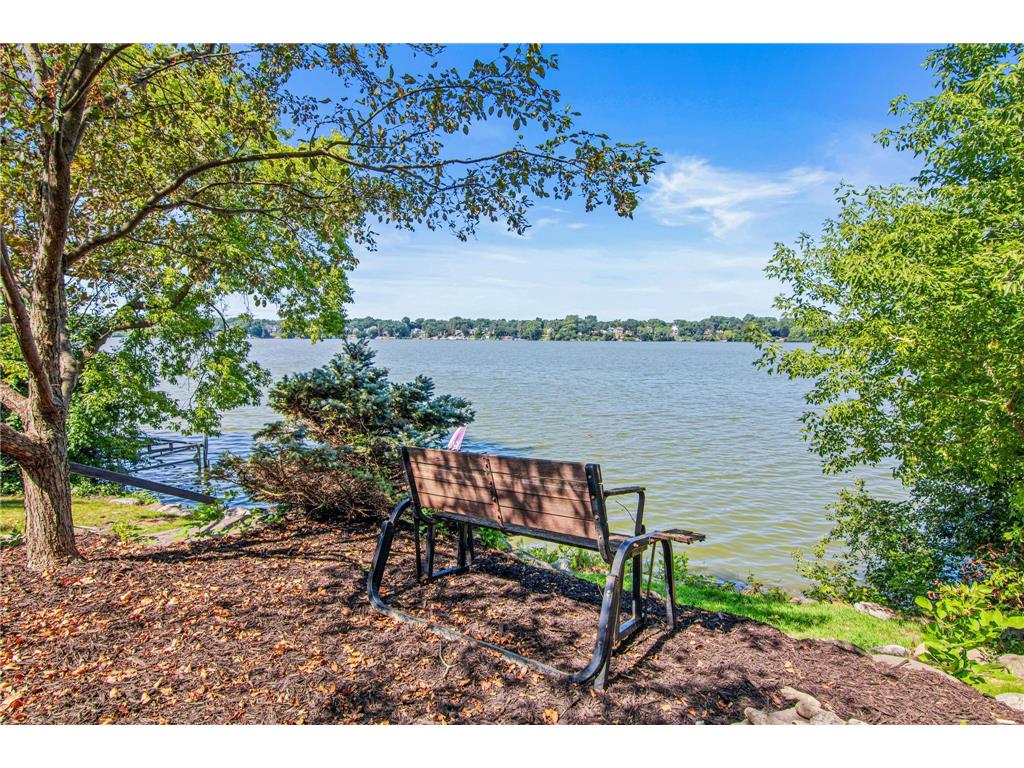 3447 Siems Court Arden Hills MN 55112 - Johanna 7076446 image21