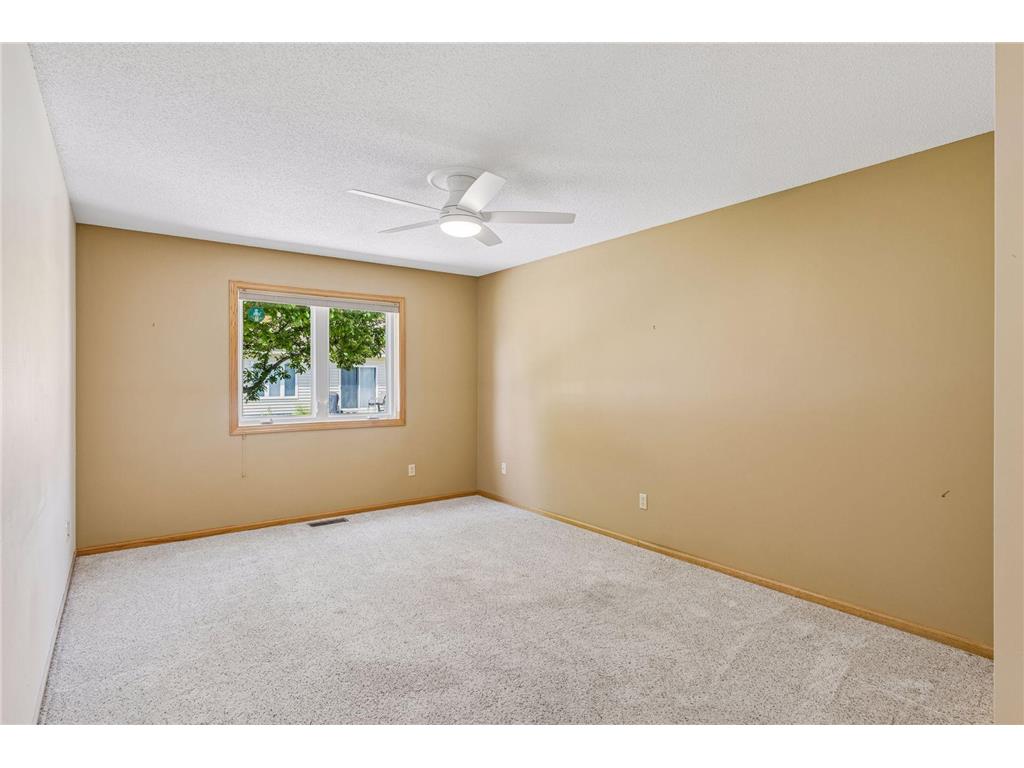 3447 Valento Circle Vadnais Heights MN 55127 7010872 image23