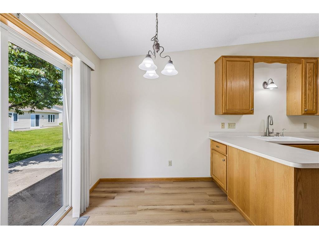 3447 Valento Circle Vadnais Heights MN 55127 7010872 image7
