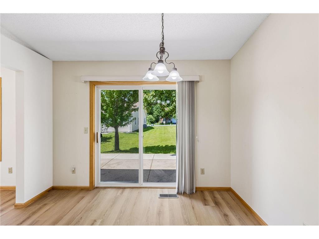 3447 Valento Circle Vadnais Heights MN 55127 7010872 image8