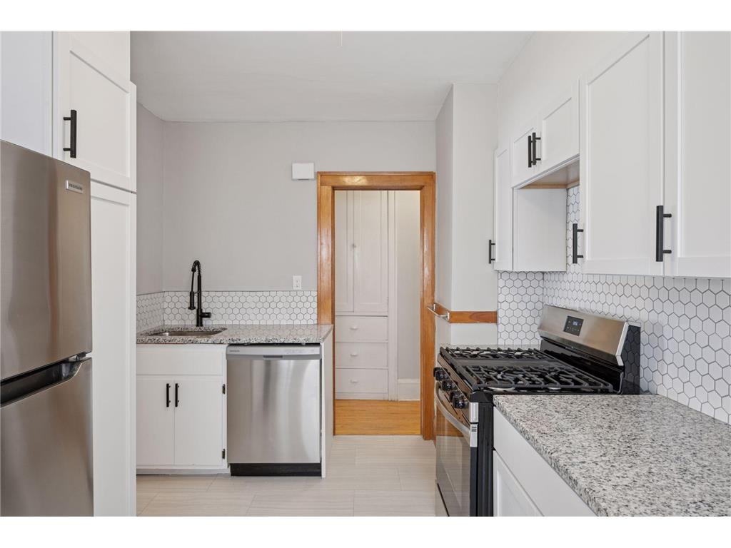 3448 Girard Avenue S Minneapolis MN 55408 6822848 image12