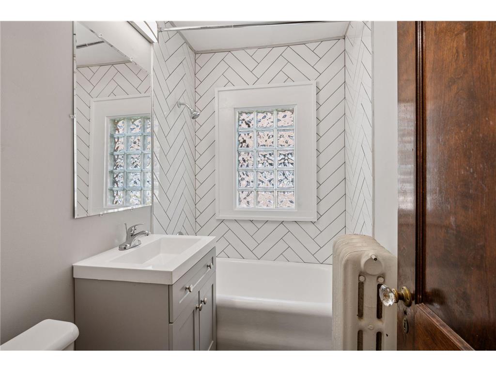 3448 Girard Avenue S Minneapolis MN 55408 6822848 image18