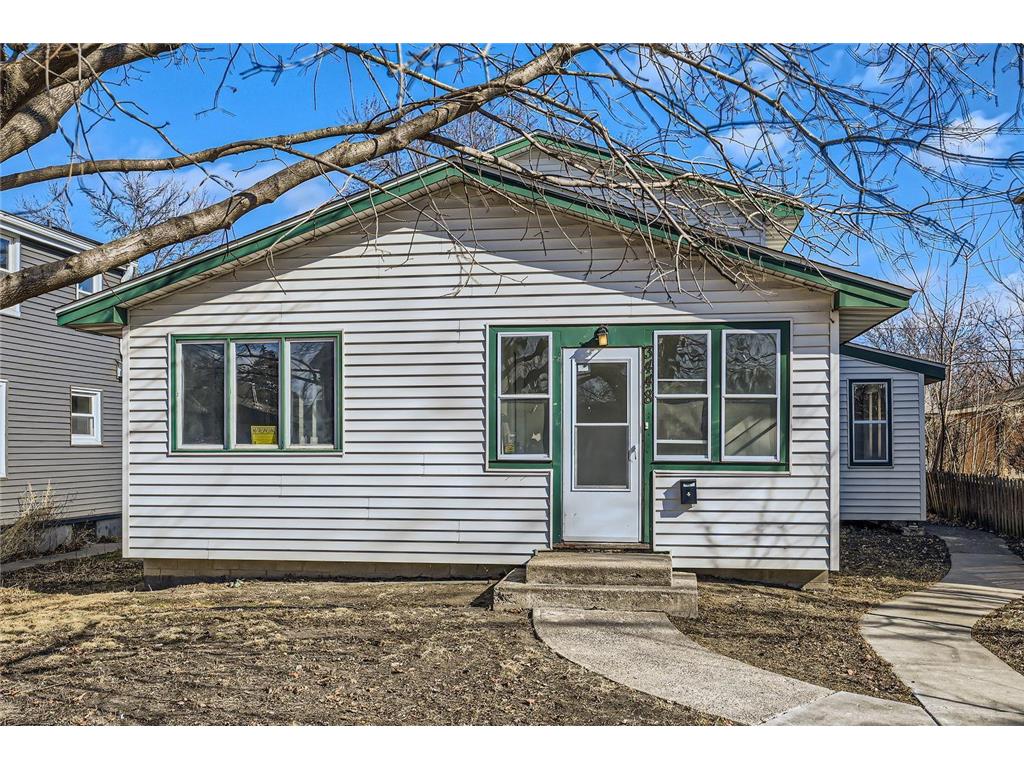 3448 Grimes Avenue N Robbinsdale MN 55422 7006000 image2