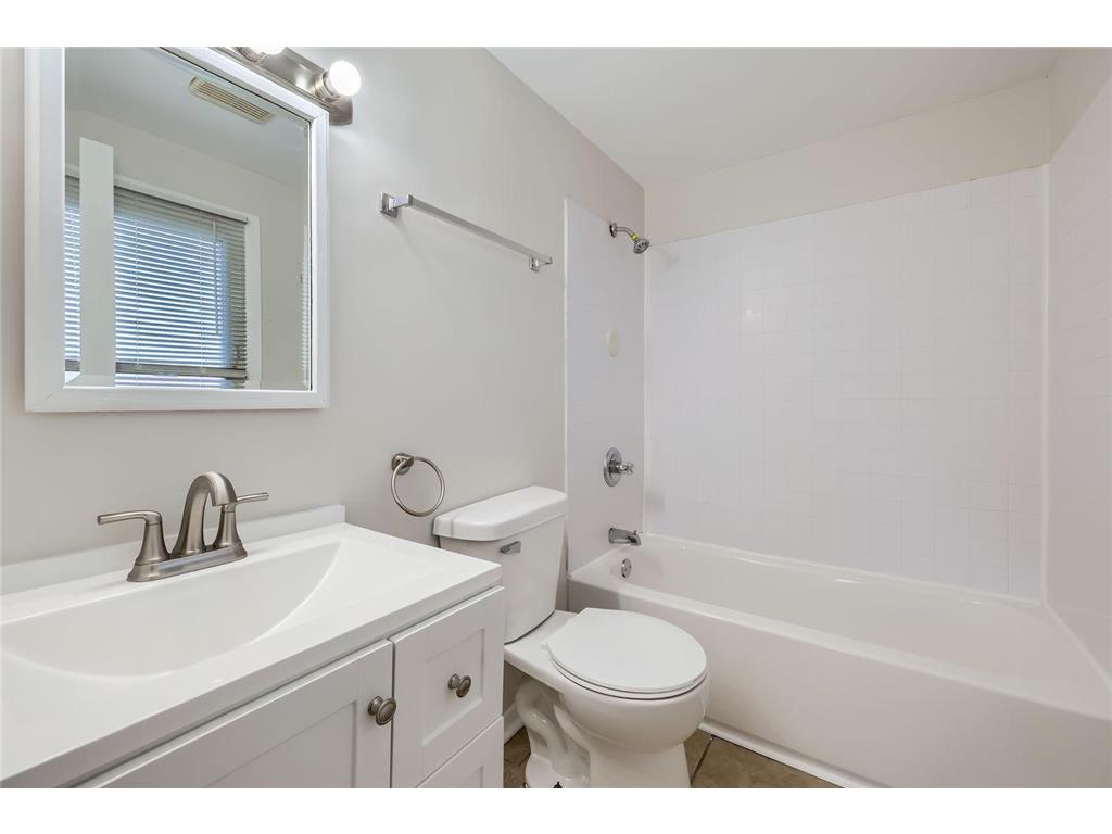 3448 Grimes Avenue N Robbinsdale MN 55422 7006000 image23