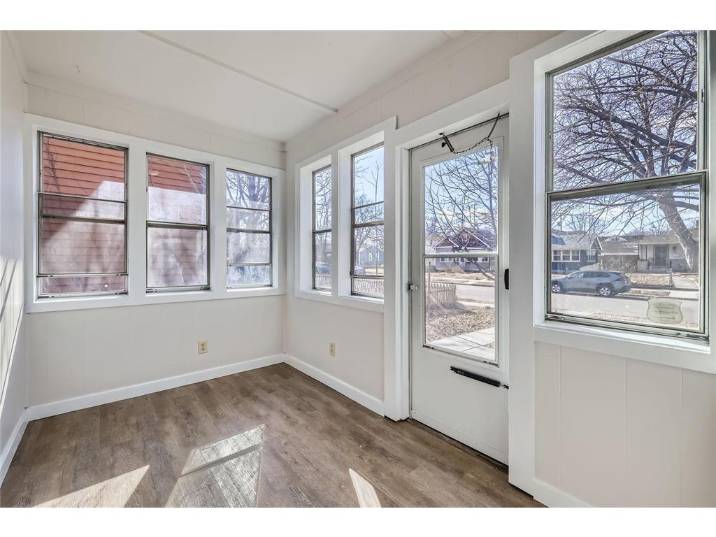 3448 Grimes Avenue N Robbinsdale MN 55422 7006000 image3