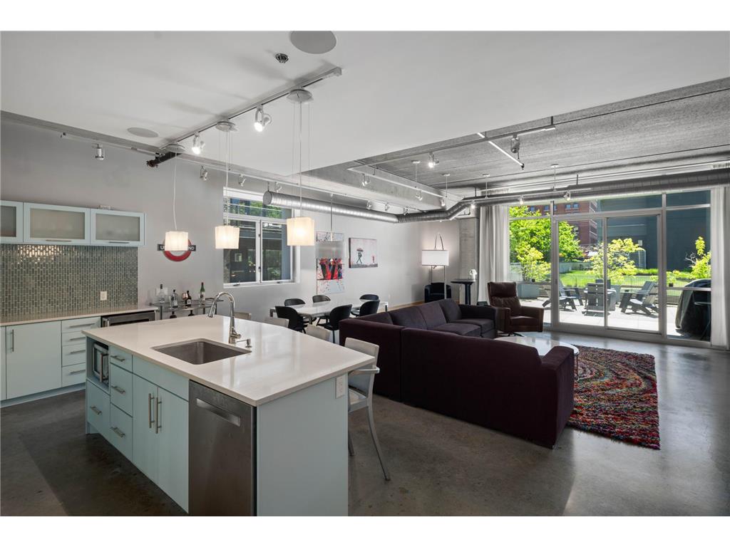 345 6th Avenue N #102 Minneapolis MN 55401 7075279 image1
