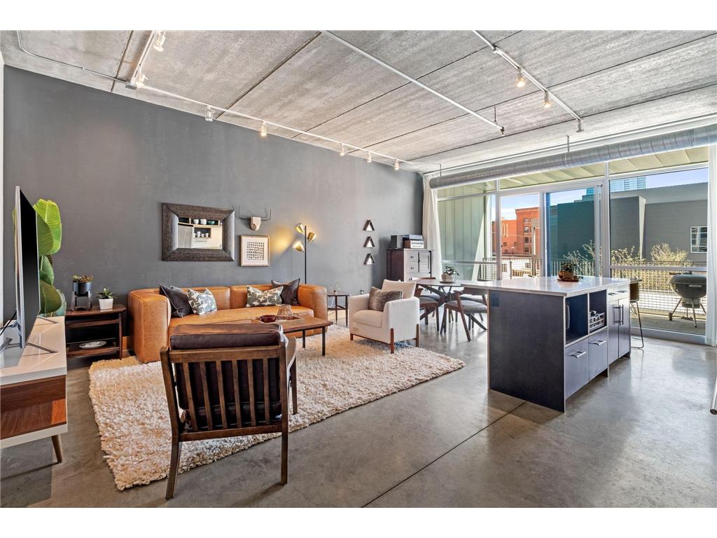 345 6th Avenue N #203 Minneapolis MN 55401 6353803 image1