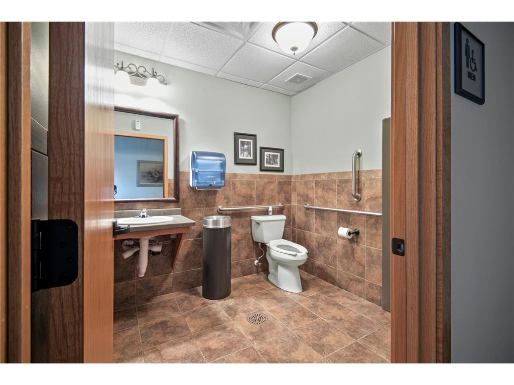 345 Florence Avenue Owatonna MN 55060 6493581 image33