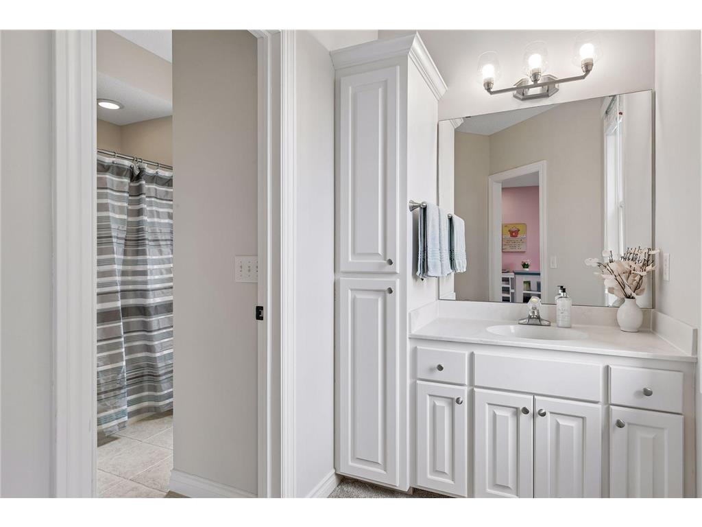 345 Lindsay Road Hudson WI 54016 7063655 image44