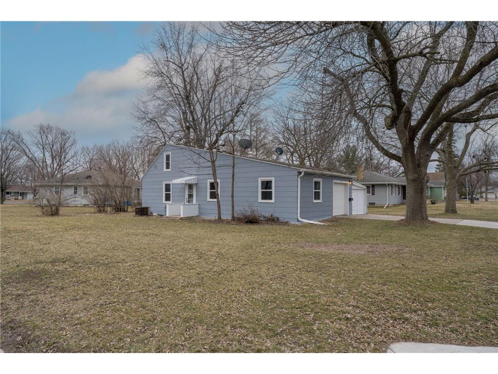 345 N 4th Street, Le Sueur, MN, 56058 MLS 6510255 Edina Realty