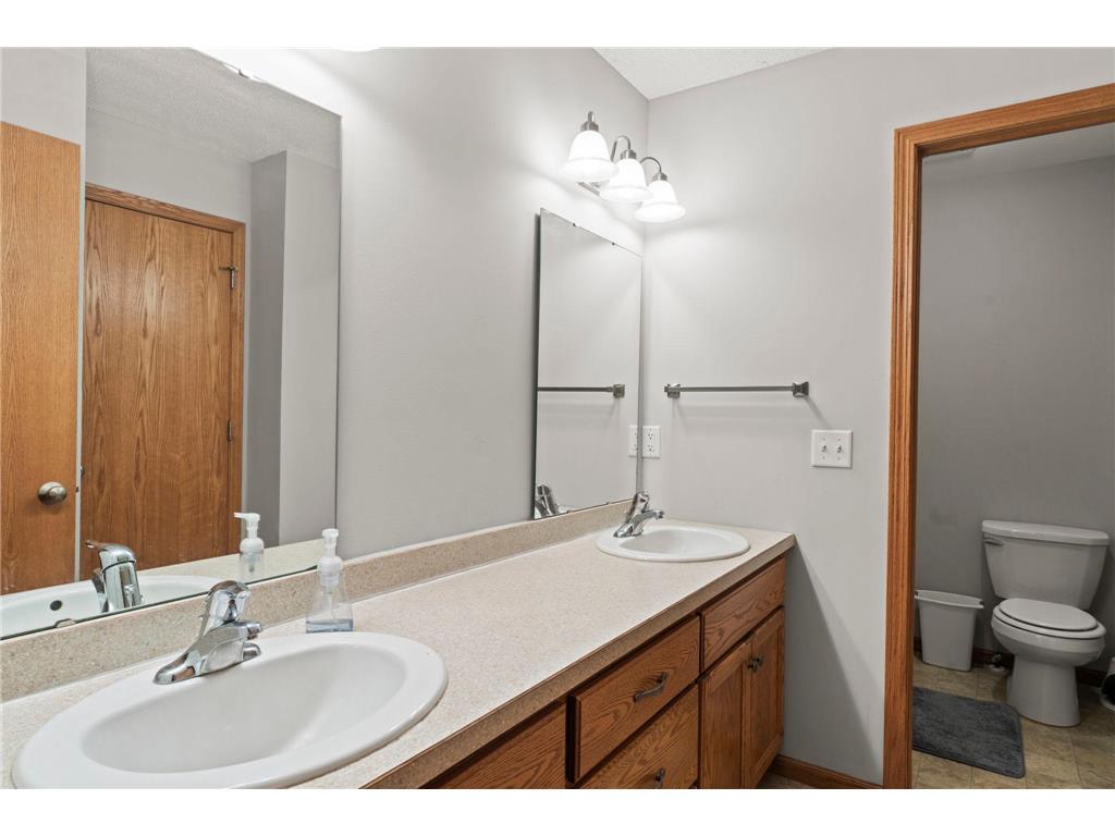 345 Roosevelt Street S #H Cambridge MN 55008 7110765 image20