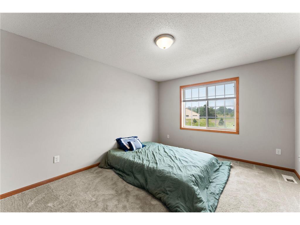 345 Roosevelt Street S #H Cambridge MN 55008 7110765 image23