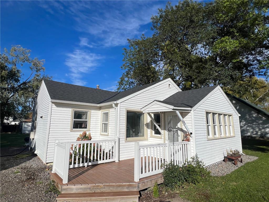 345 W 2nd Street, Rush City, MN, 55069 MLS 6445718 Edina Realty