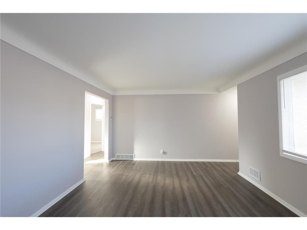 3451 Logan Ave N Minneapolis MN 55412 7074311 image5