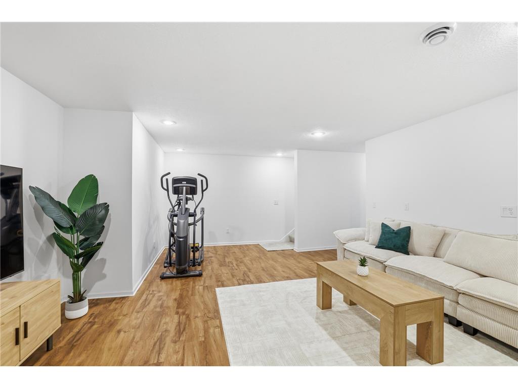 3451 Polk Street NE Minneapolis MN 55418 7046559 image17