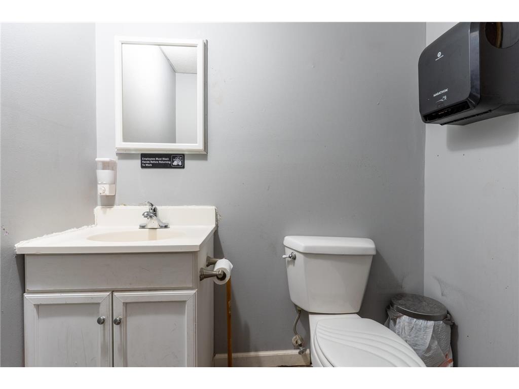 3453 Penn Avenue N Minneapolis MN 55412 6751994 image10