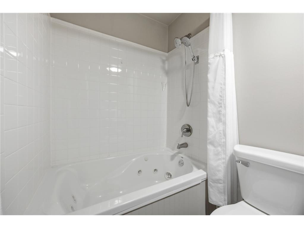 3455 39th Street S Moorhead MN 56560 7104121 image29
