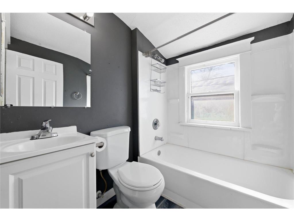 3459 Knox Avenue N Minneapolis MN 55412 7027833 image16