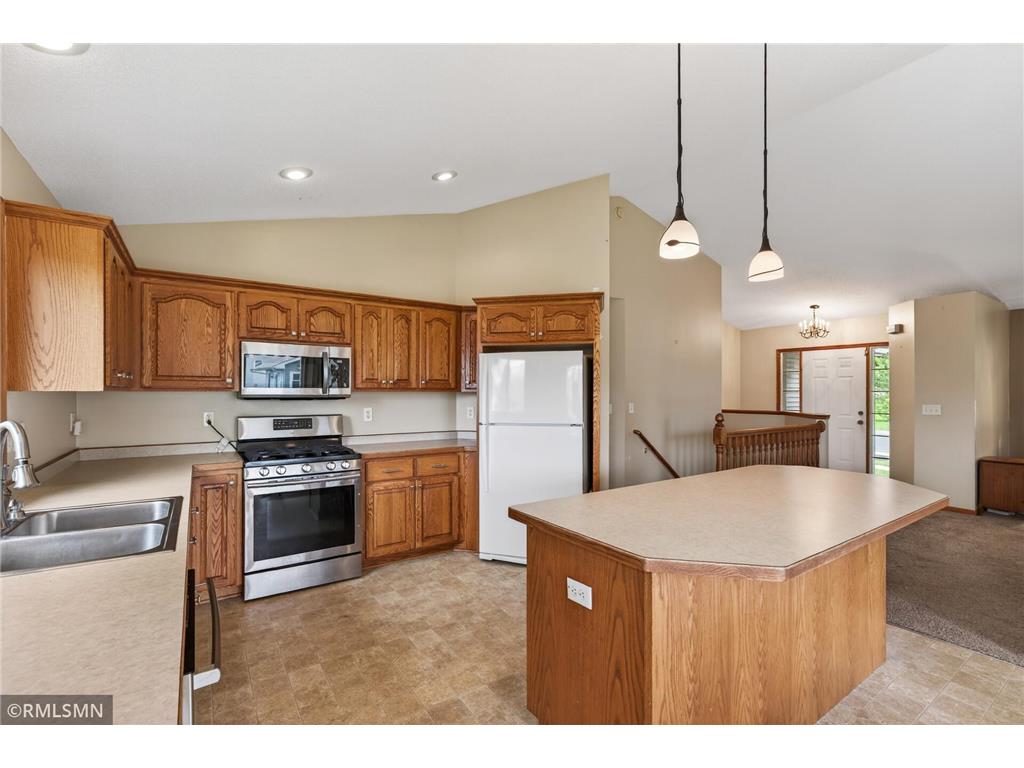 346 E Century Street Belle Plaine MN 56011 7086550 image12