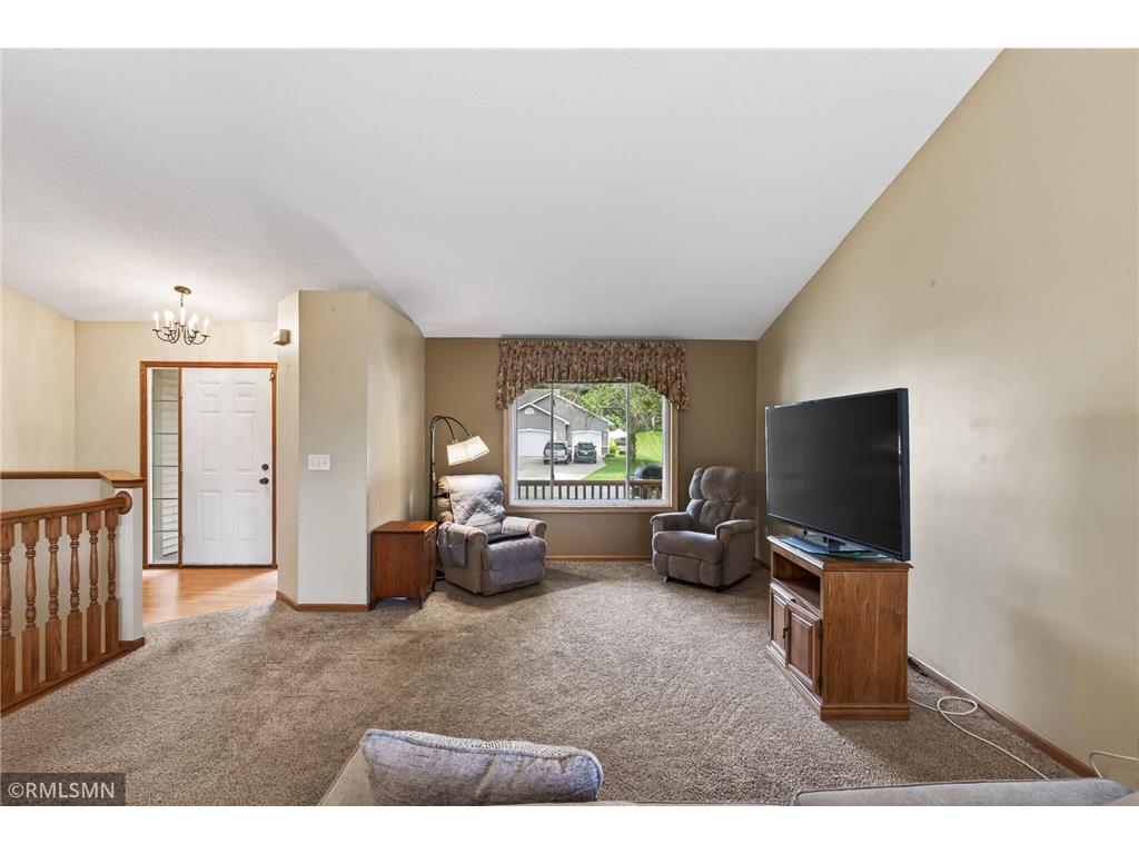 346 E Century Street Belle Plaine MN 56011 7086550 image4