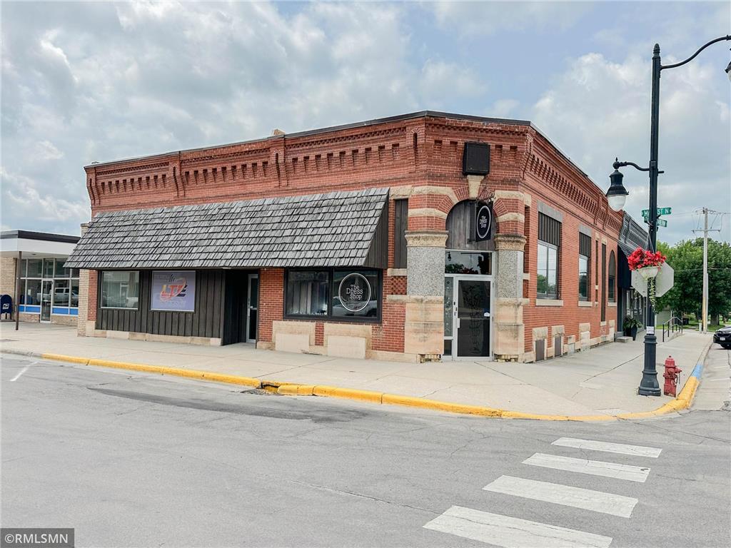 346 Main Street N Renville MN 56284 6573386 image1