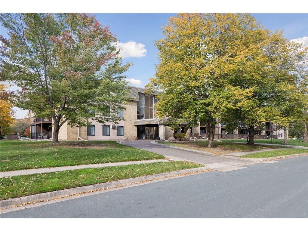 3461 Kent Street #1005 Shoreview MN 55126 - Owasso 6812634 image1