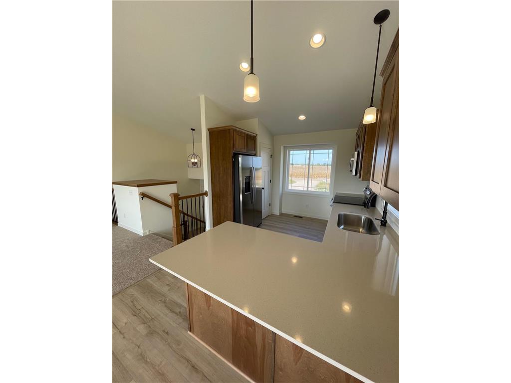 3462 328th Avenue NE Cambridge MN 55008 6818942 image1