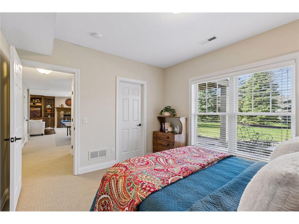 3466 Windmill Curve Woodbury MN 55129 7057501 image63