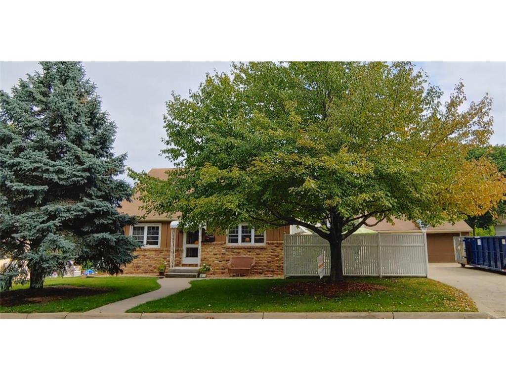 347 13th Avenue S South Saint Paul MN 55075 6440268 image1