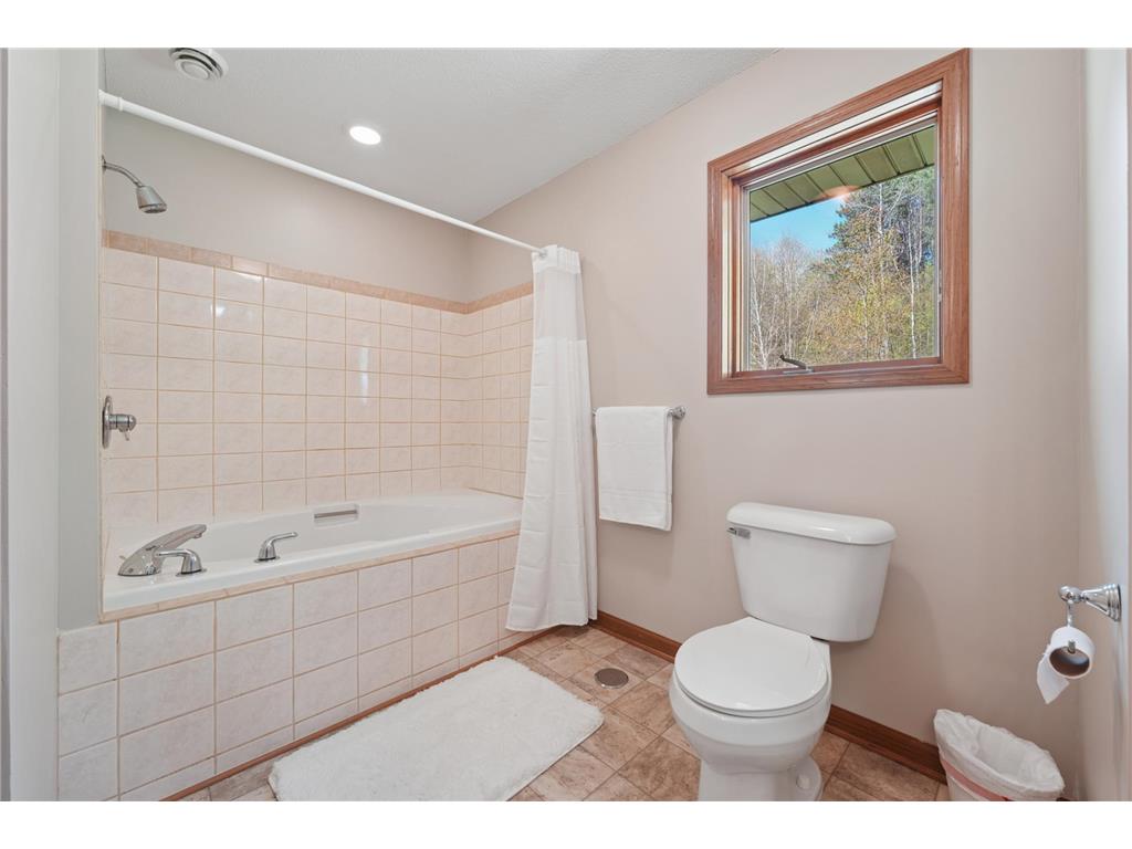347 175th Street Alden Twp WI 54020 7070120 image16